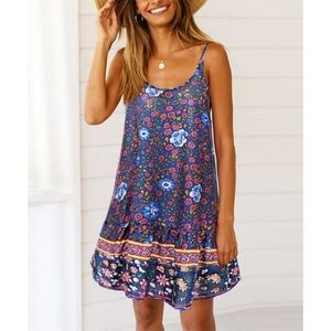 Blue floral shift dress, Sz. M/L